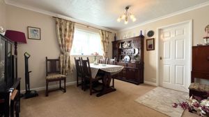 Dining Room- click for photo gallery